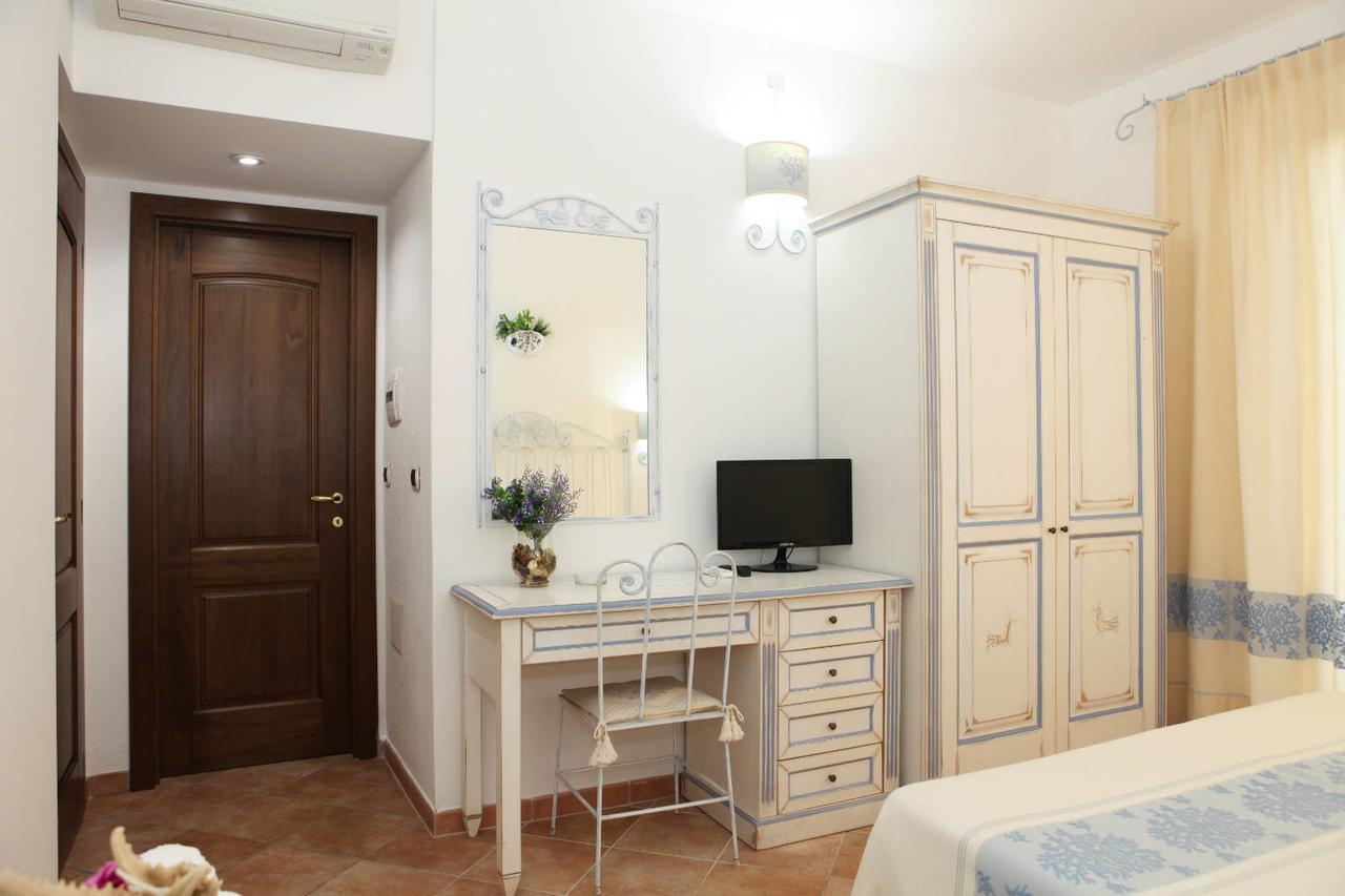 Guest House Villabianca La Maddalena  Dış mekan fotoğraf