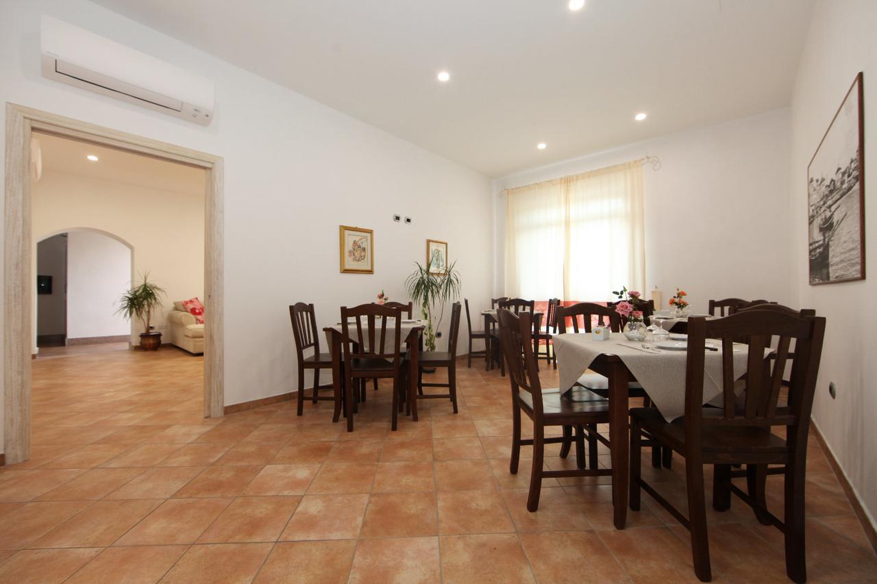 Guest House Villabianca La Maddalena  Dış mekan fotoğraf